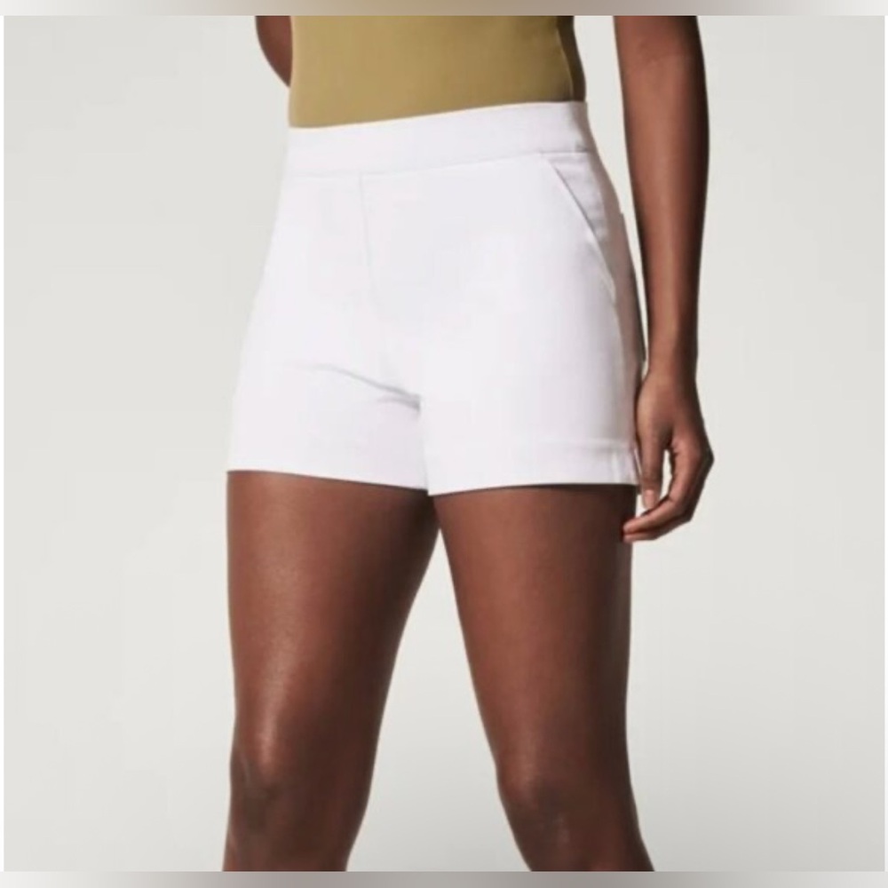 SPANX Ultimate Opacity White Shorts, Size L